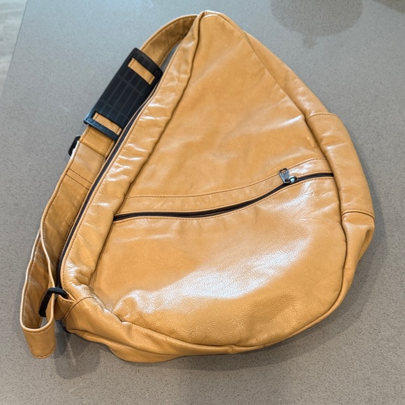 AmeriBag Leather Healthy Back Bag Shoulder Sling Bag 19" Crossbody USA Made Tan - Picture 1 of 14